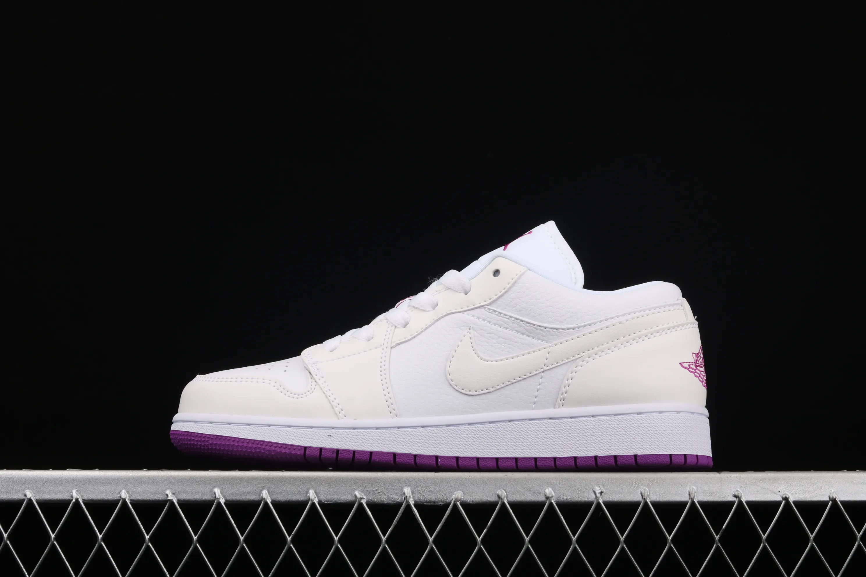 All categories Air Jordan Jordan series basketball shoes Air Jordan 1 Low Air Jordan 1 Low GG AJ1 Joe 1 colorful powder Chameleon 555112-ID